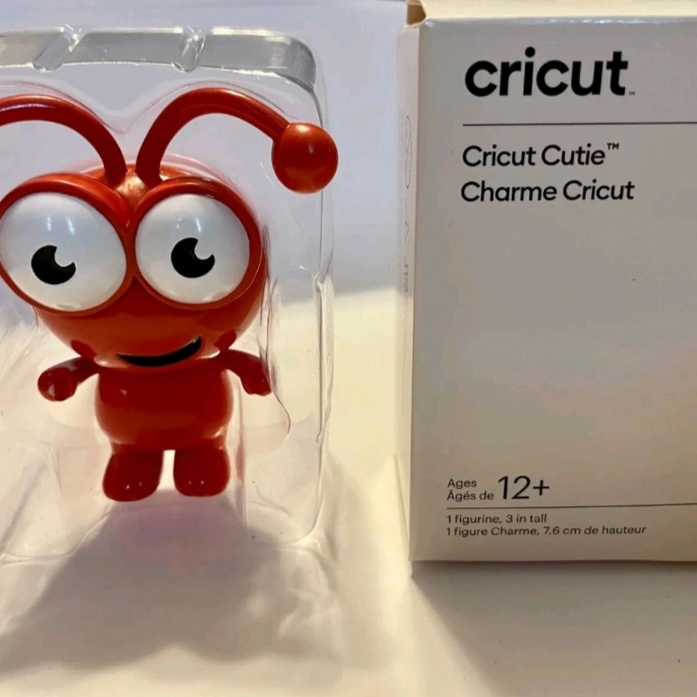 Cricut Cutie "Persimmon" New in Box.